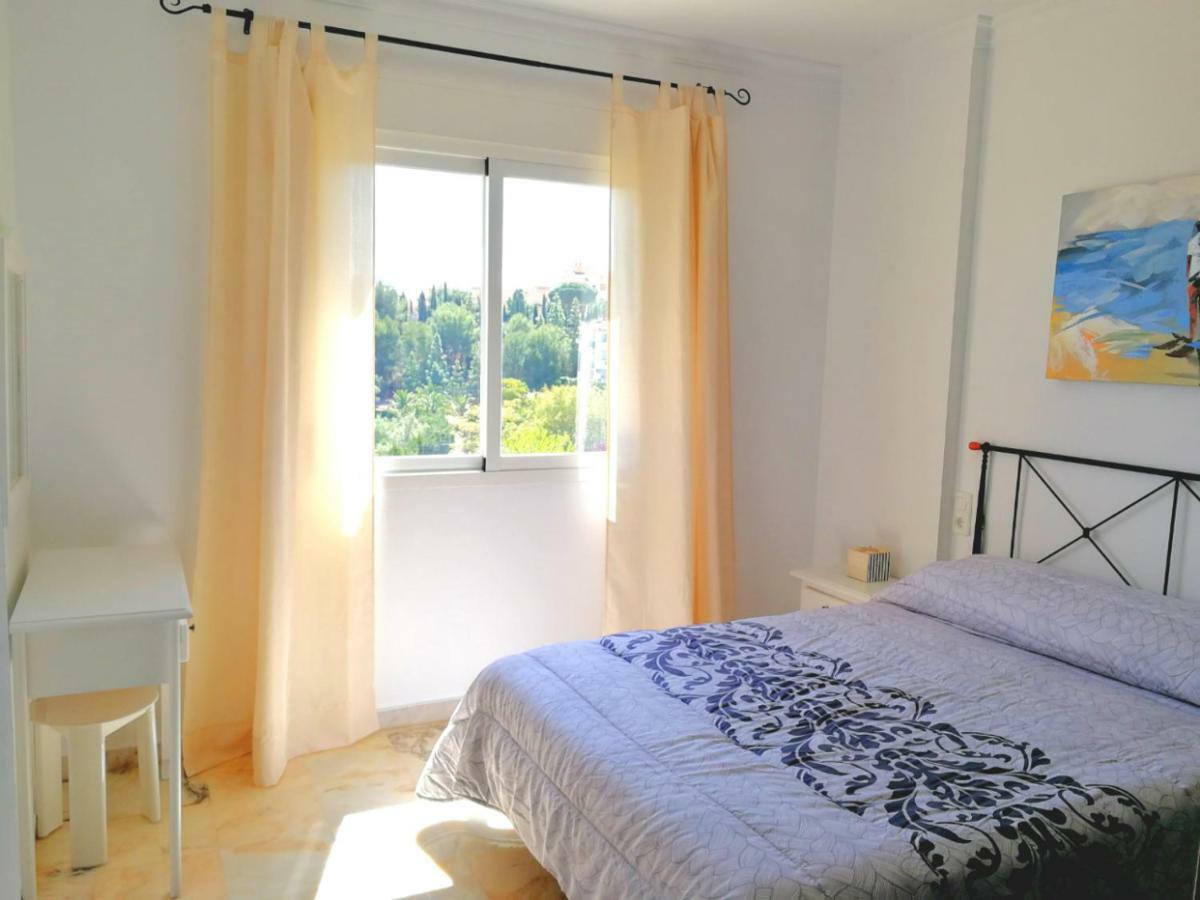 Benalmarina Sea View Apartments Benalmadena Bagian luar foto